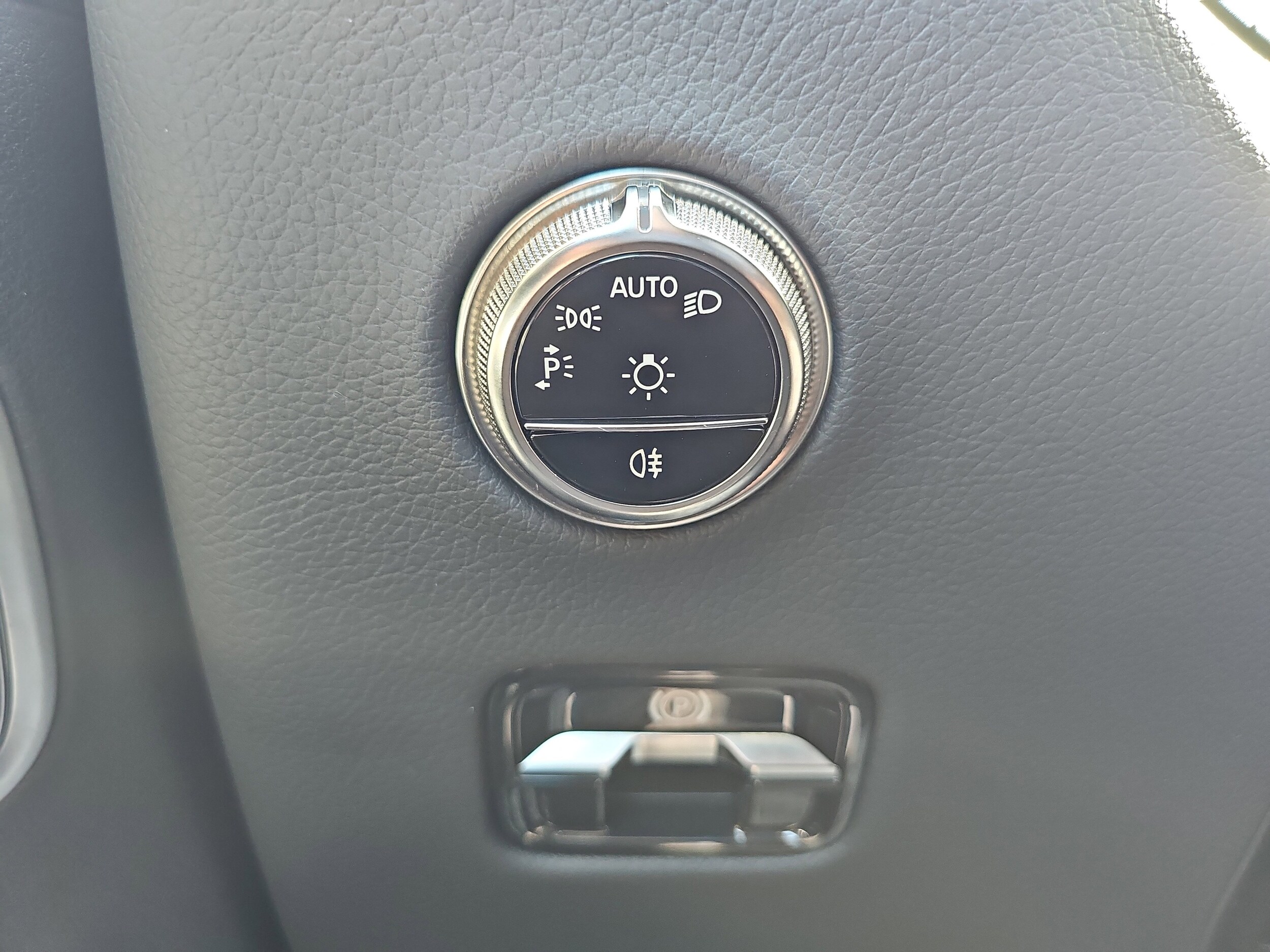 2026 Mercedes-Benz GLC Base - Photo 28