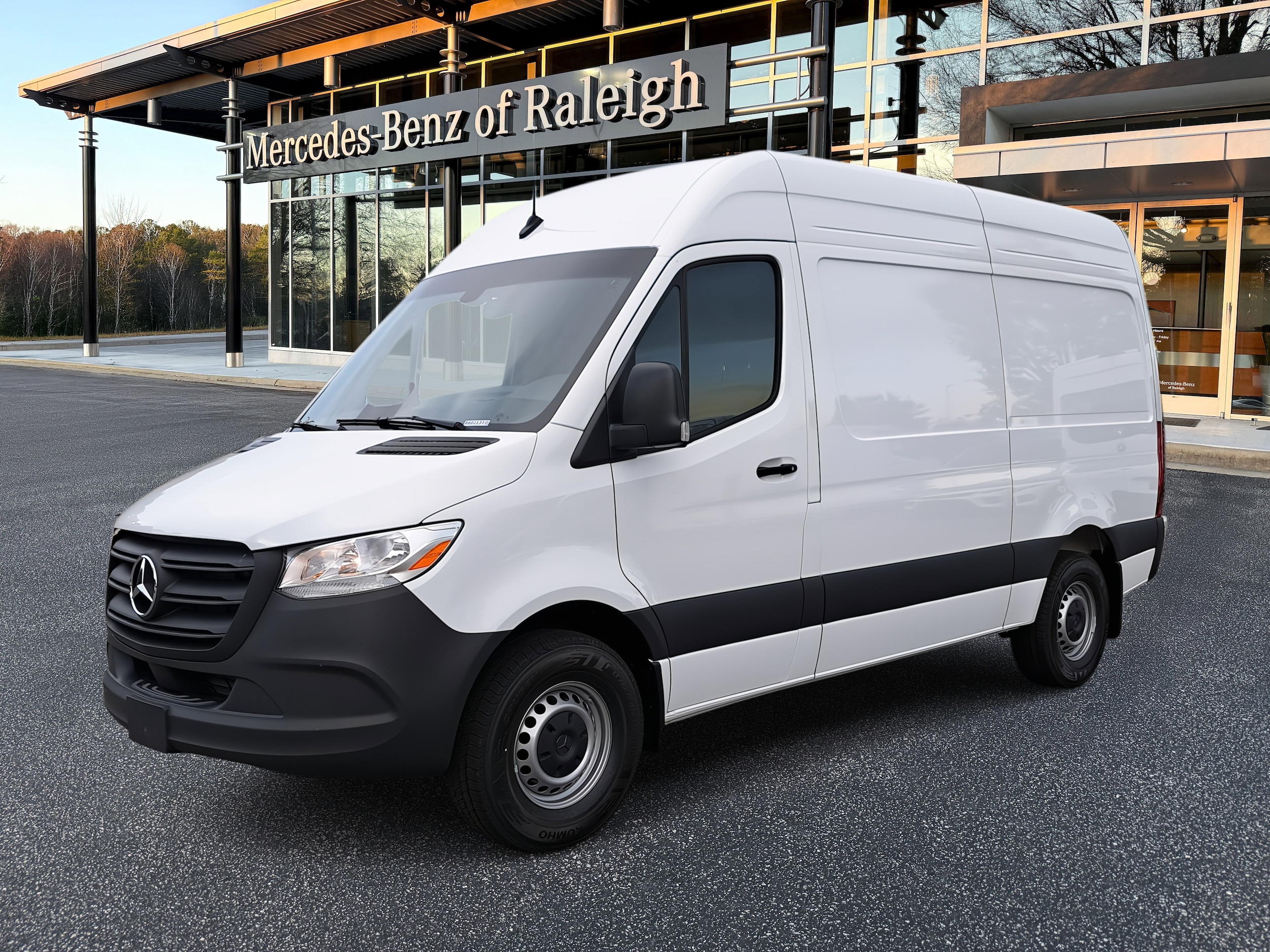 2026 Mercedes-Benz Sprinter Cargo Van Base's photo