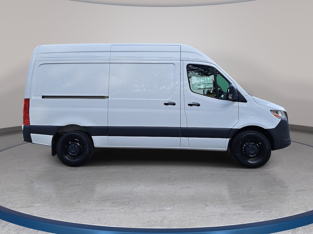 New 2026 Mercedes-Benz Sprinter 2500 Standard Roof 4-Cyl Diesel