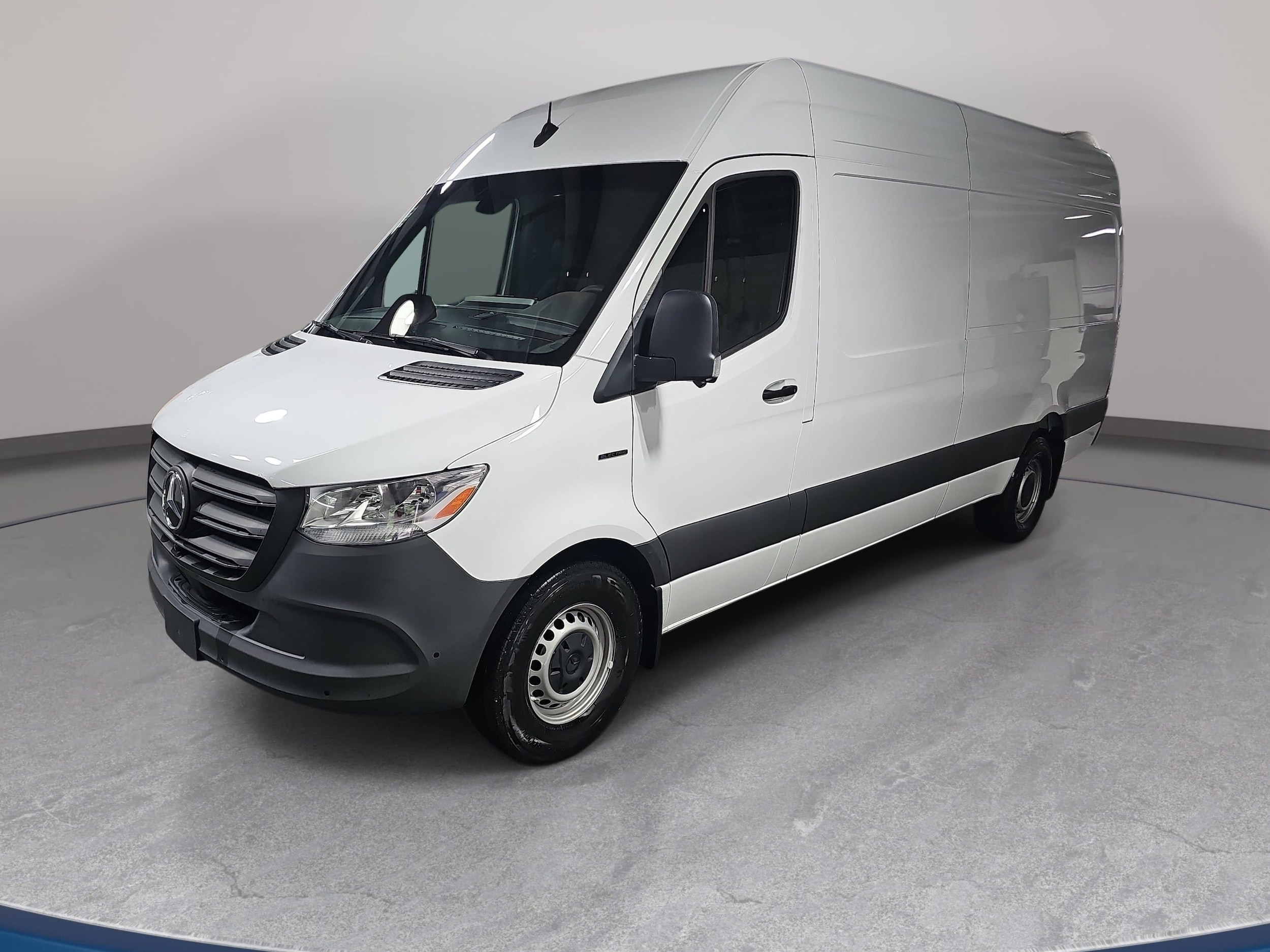 2025 Mercedes-Benz eSprinter Cargo Van Base