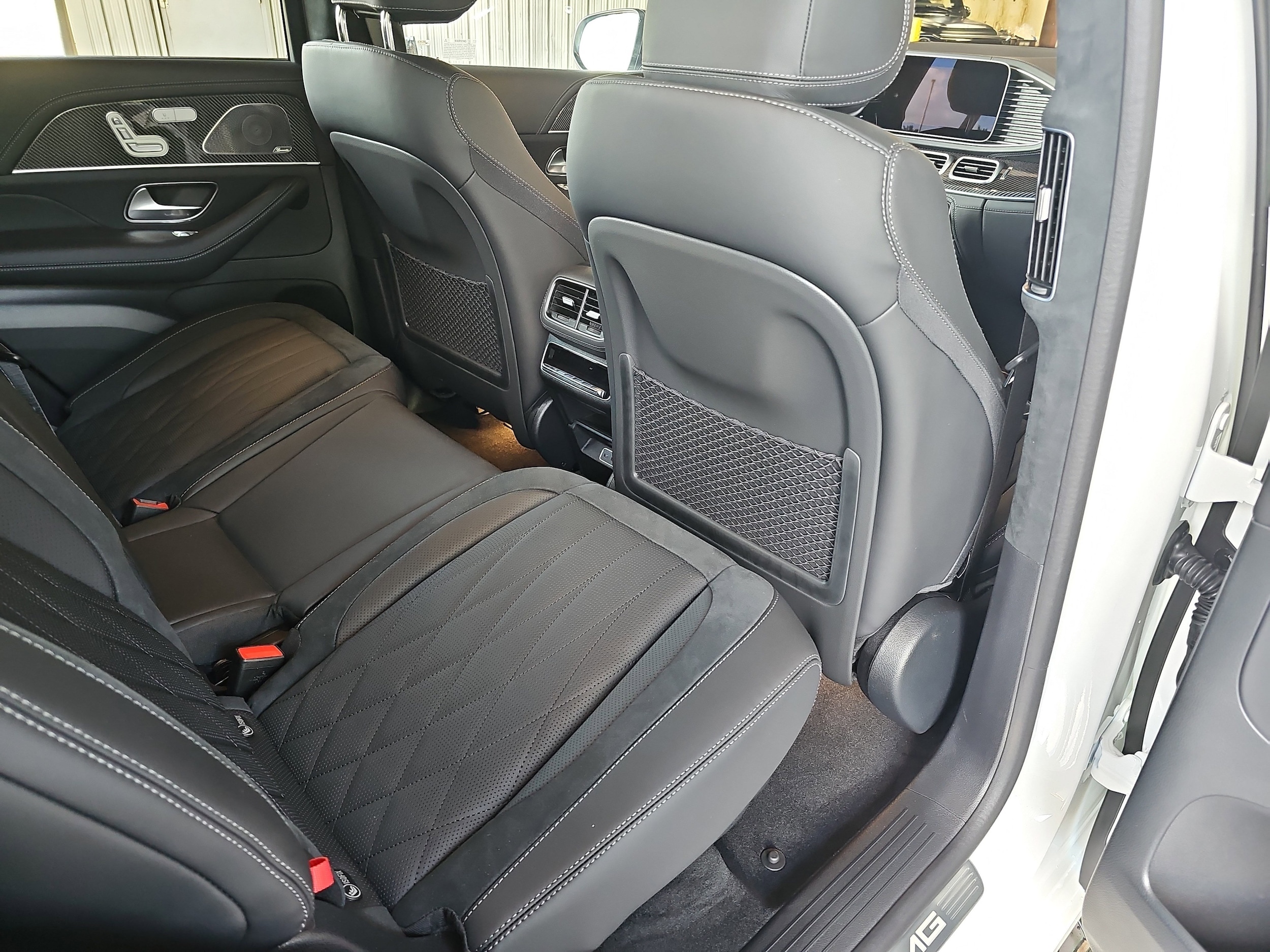 2026 Mercedes-Benz GLE AMG GLE63 S - Photo 11