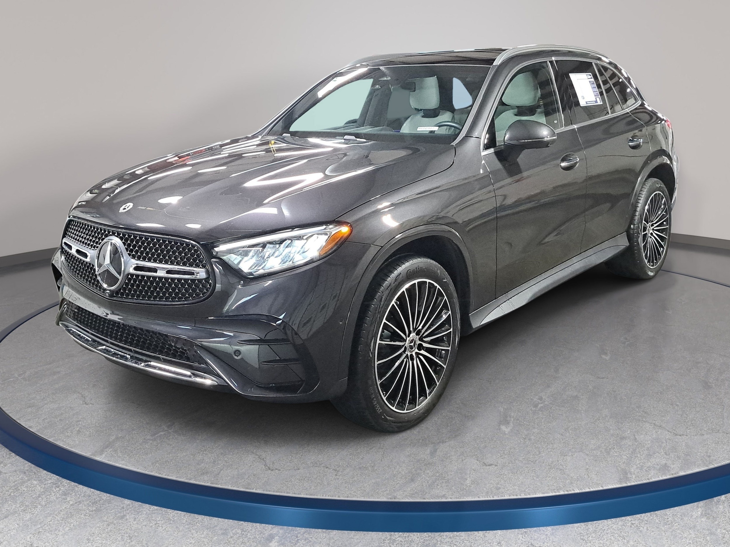 2026 Mercedes-Benz GLC