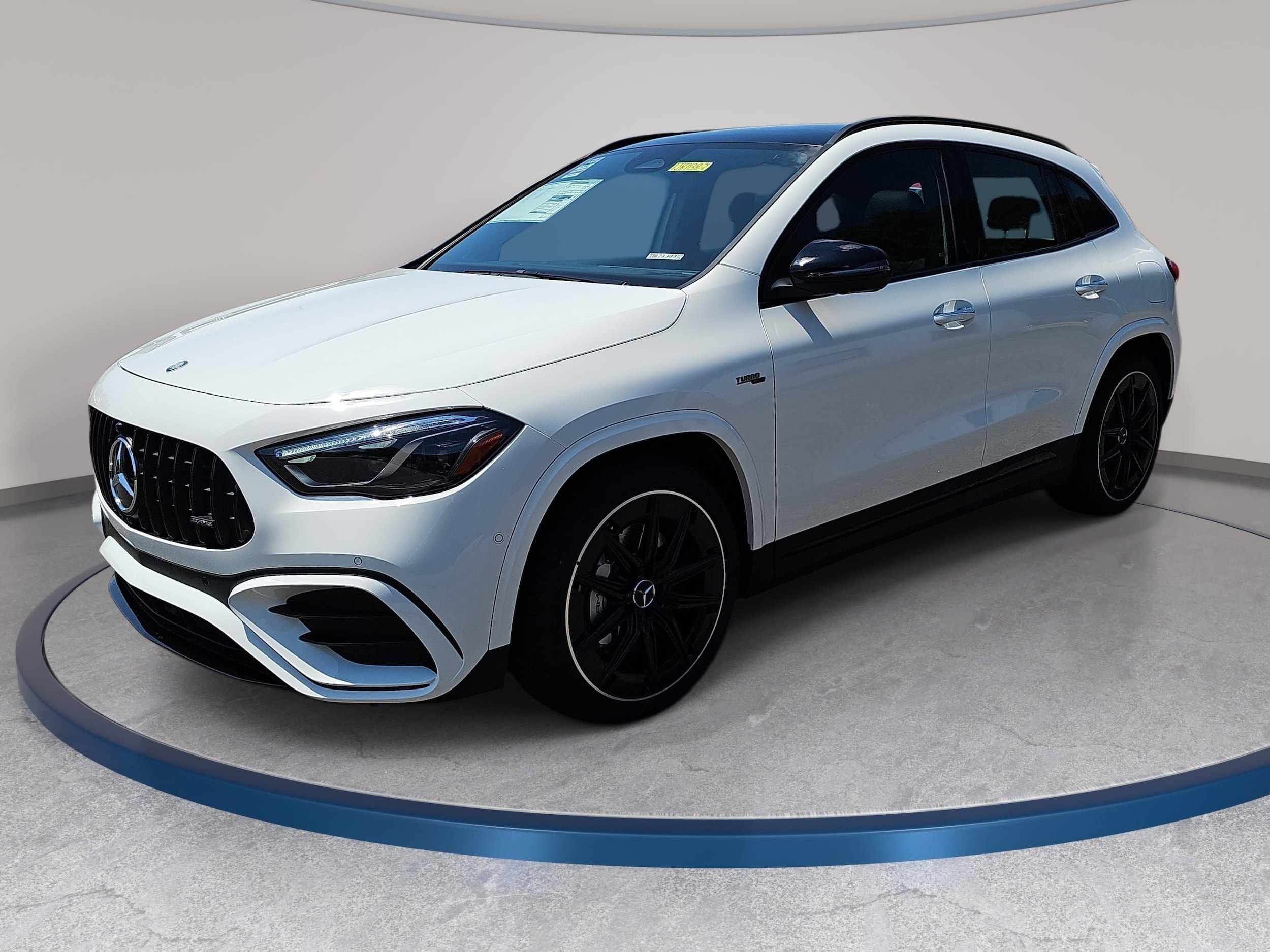 2026 Mercedes-Benz GLA GLA 35 AMG 4MATIC's photo