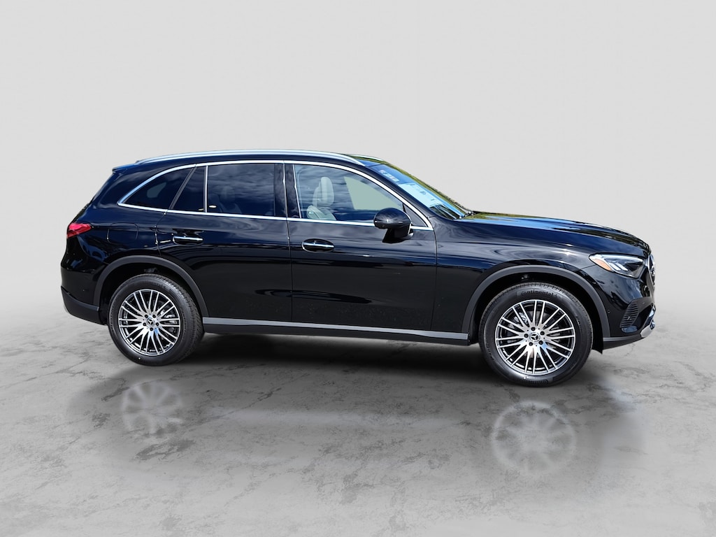 New 2026 Mercedes-Benz GLC 300 SUV