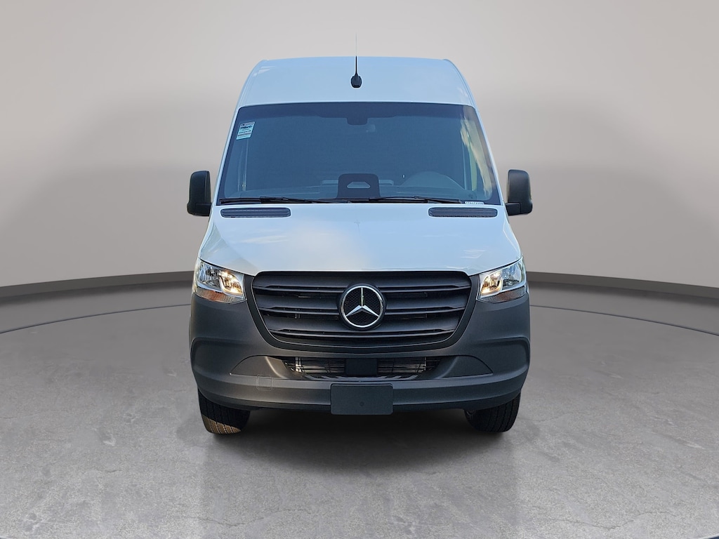 New 2026 Mercedes-Benz Sprinter 2500 Standard Roof 4-Cyl Diesel