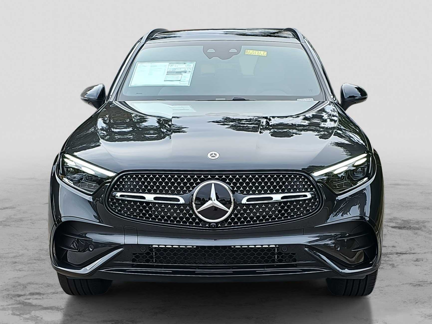 2026 Mercedes Benz GLC 300 photo 2