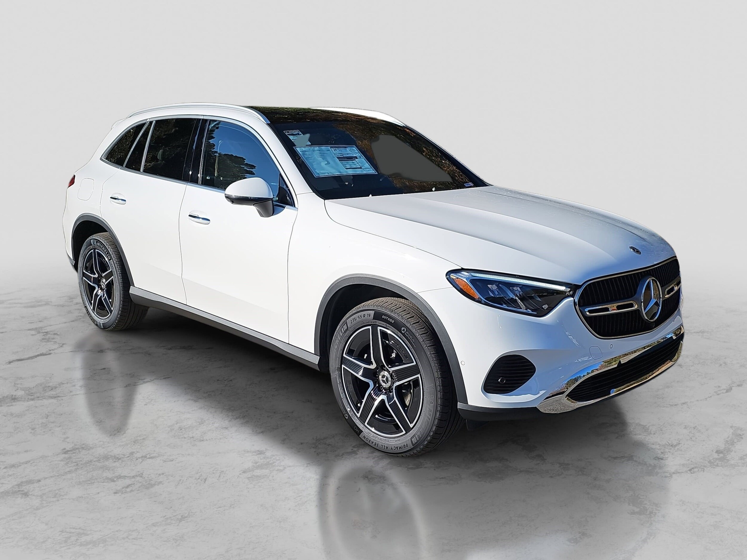 2026 Mercedes Benz GLC 300 4MATIC photo 2