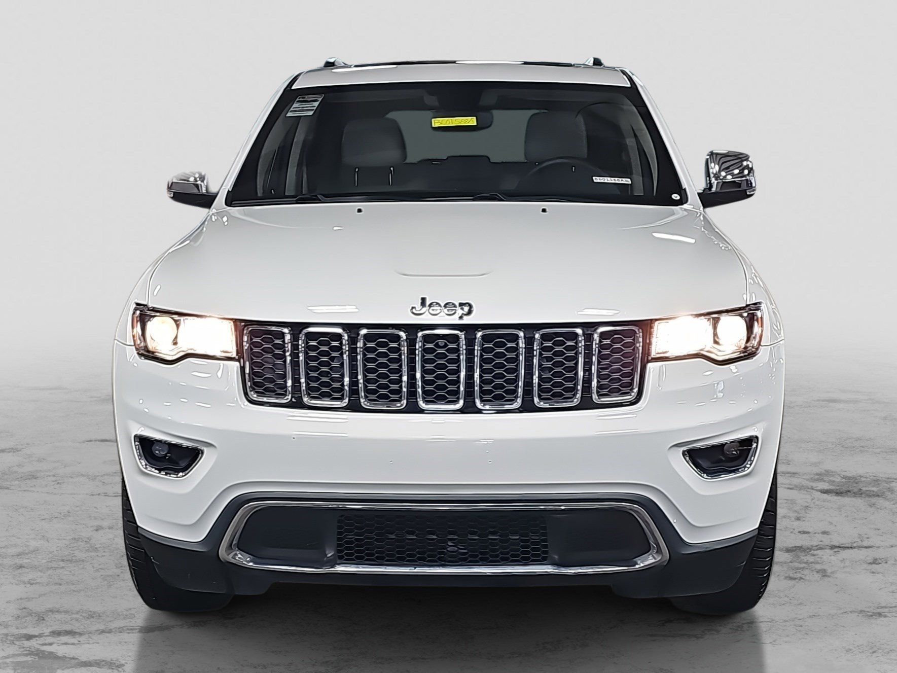 2020 Jeep Grand Cherokee Limited photo 2