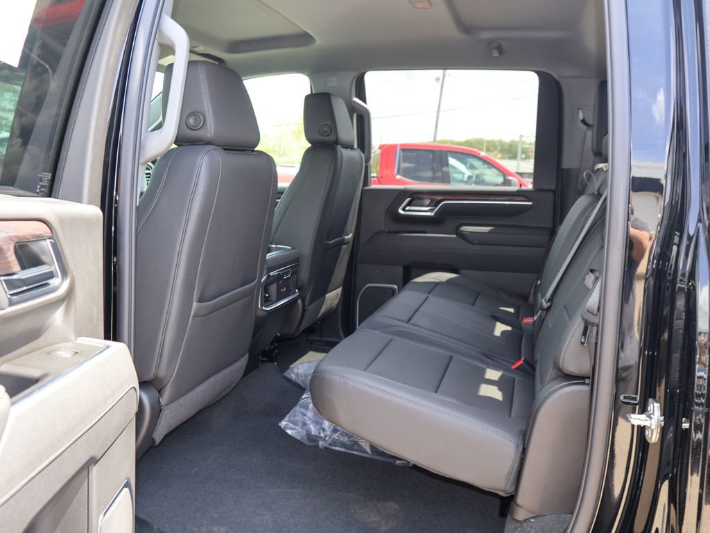 2026 GMC Sierra 2500HD SLT - Photo 11