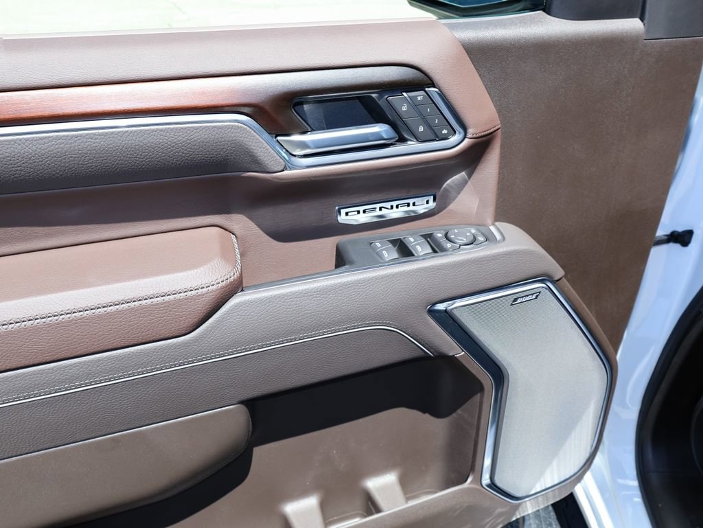 2026 GMC Sierra 1500 Denali - Photo 10
