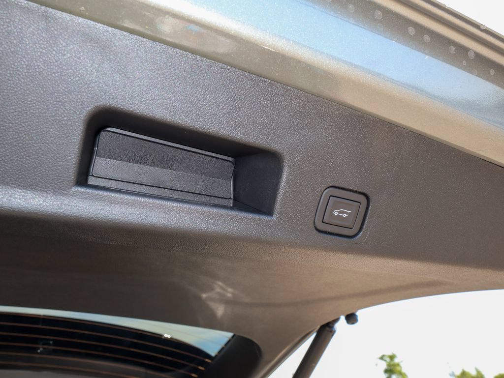 2027 GMC Acadia Denali Ultimate - Photo 6