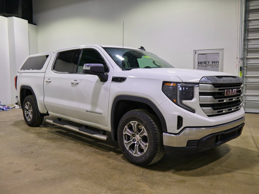 2022 GMC Sierra 1500 SLE's photo