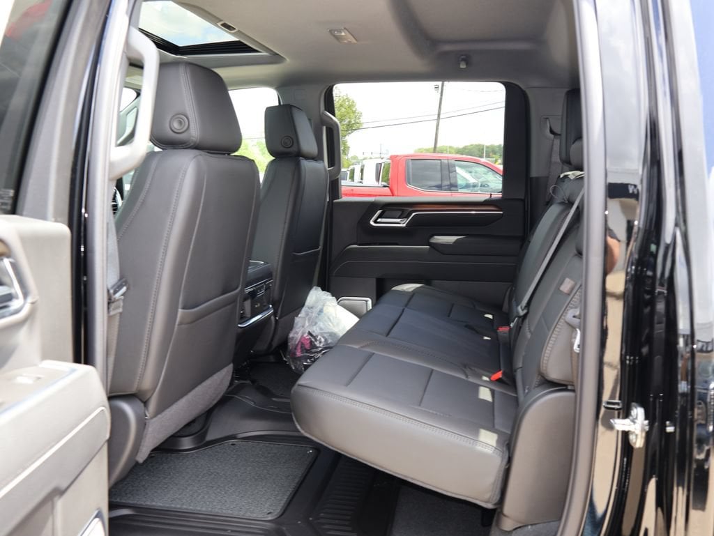 2026 GMC Sierra 2500HD Denali - Photo 12