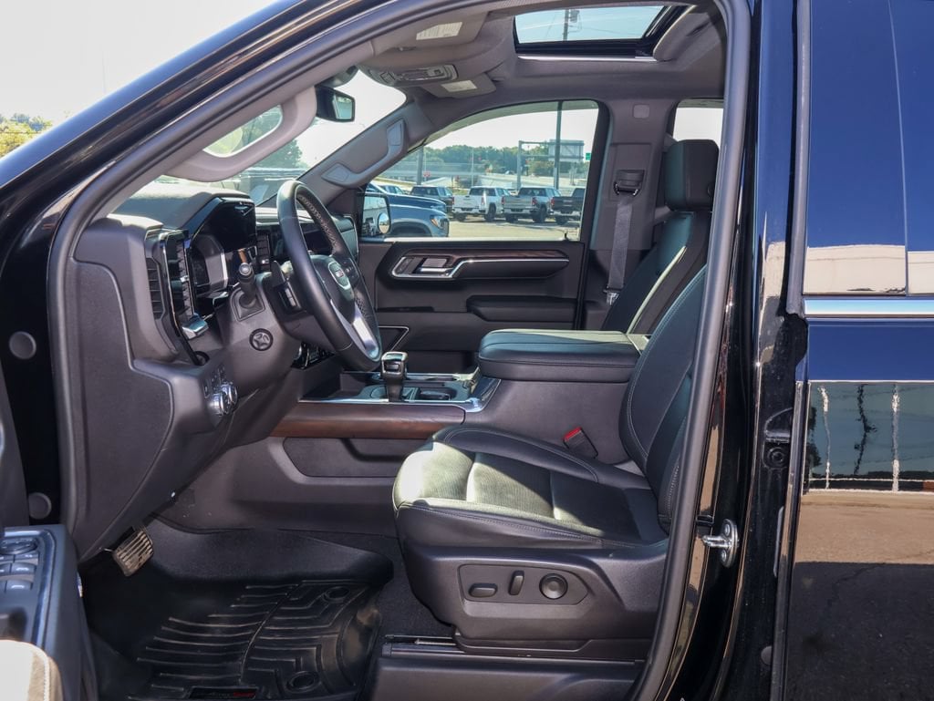2024 GMC Sierra 1500 SLT - Photo 6