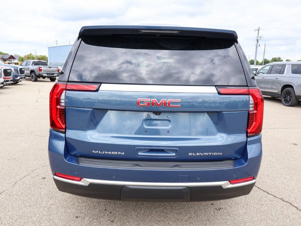 2026 GMC Yukon XL Elevation - Photo 4
