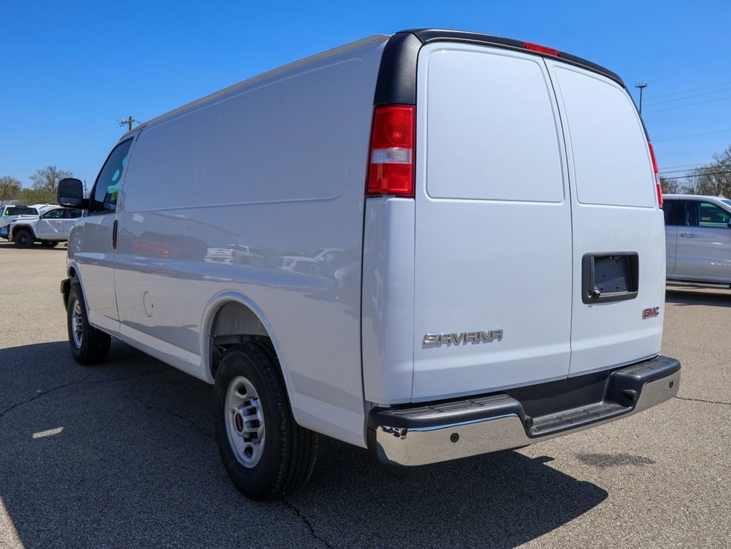 2026 GMC Savana Cargo Work Van - Photo 20