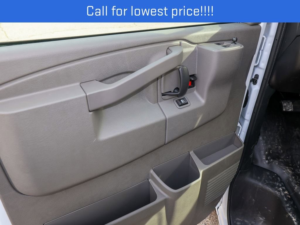 2026 GMC Savana Cargo Work Van - Photo 9
