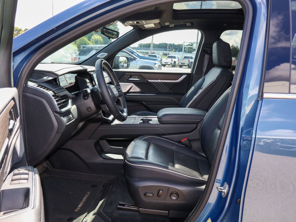 2024 GMC Acadia Denali - Photo 8