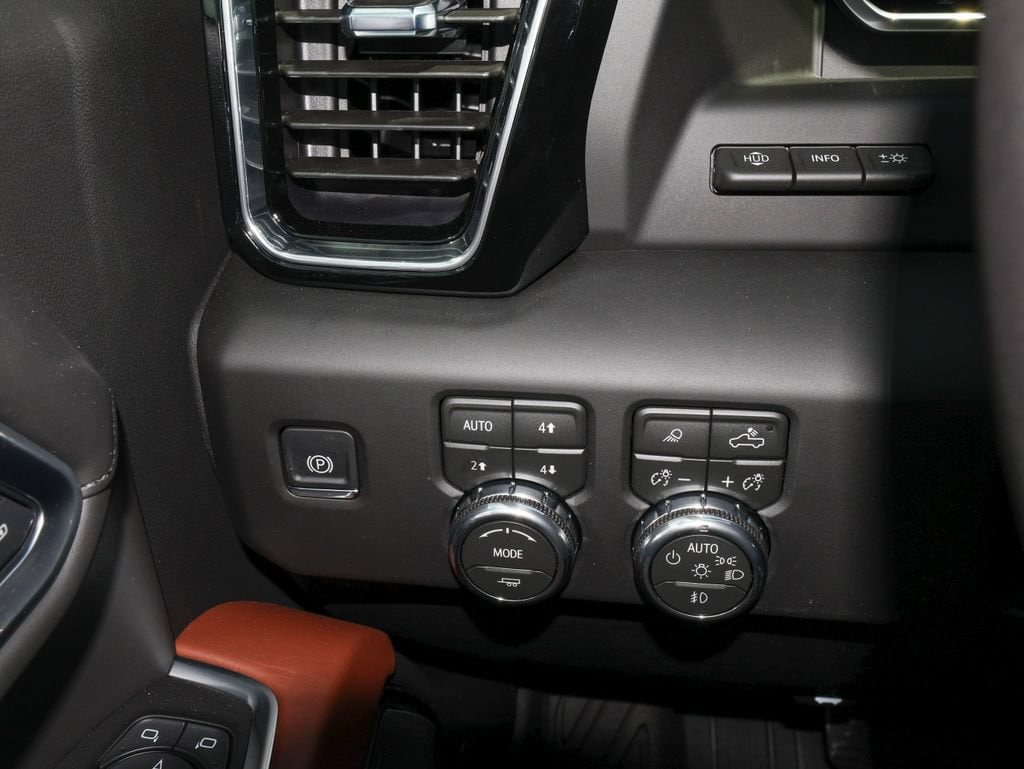 2026 GMC Sierra 2500HD Denali Ultimate - Photo 29