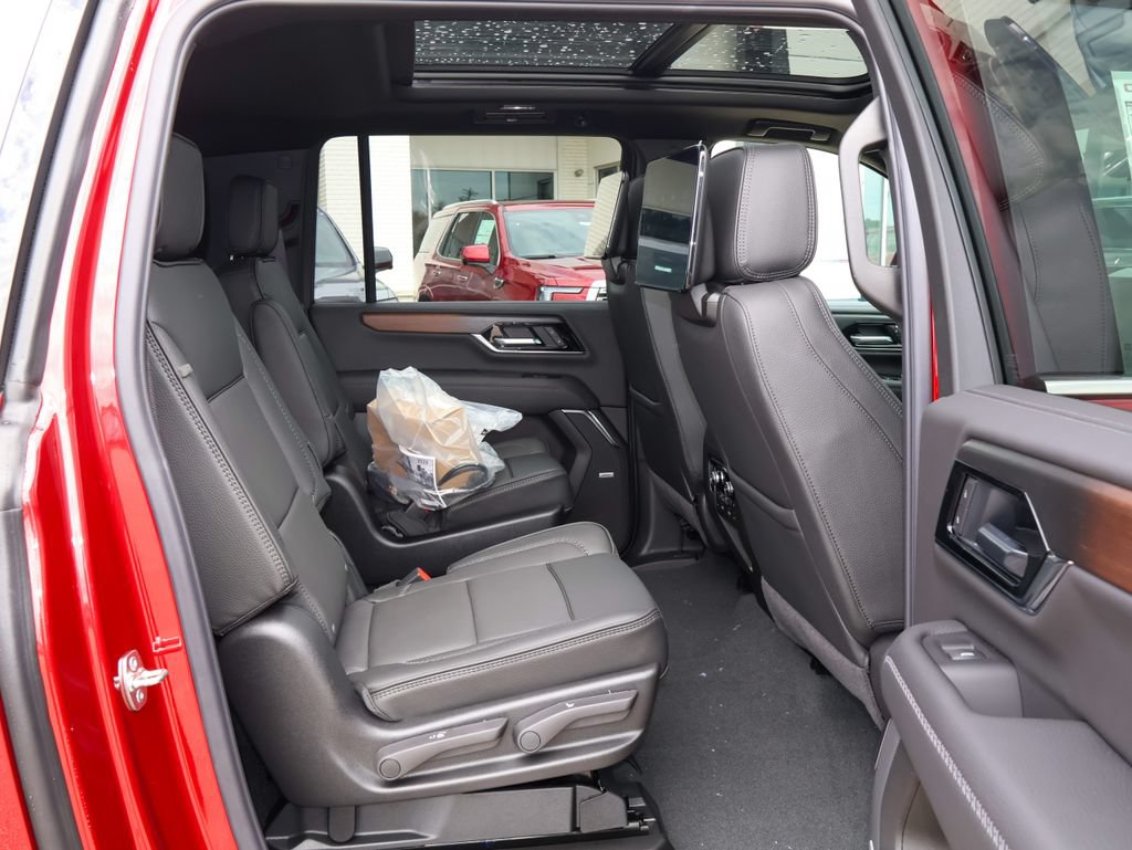 2026 GMC Yukon XL Denali - Photo 40