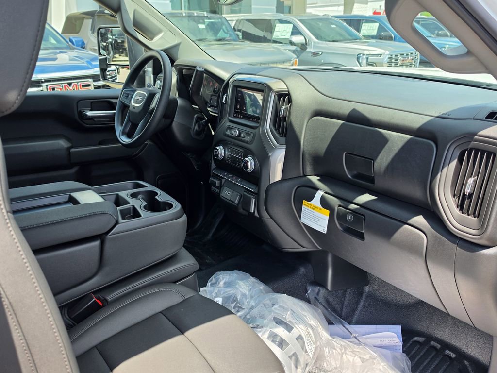 2026 GMC Sierra 2500HD Pro - Photo 10