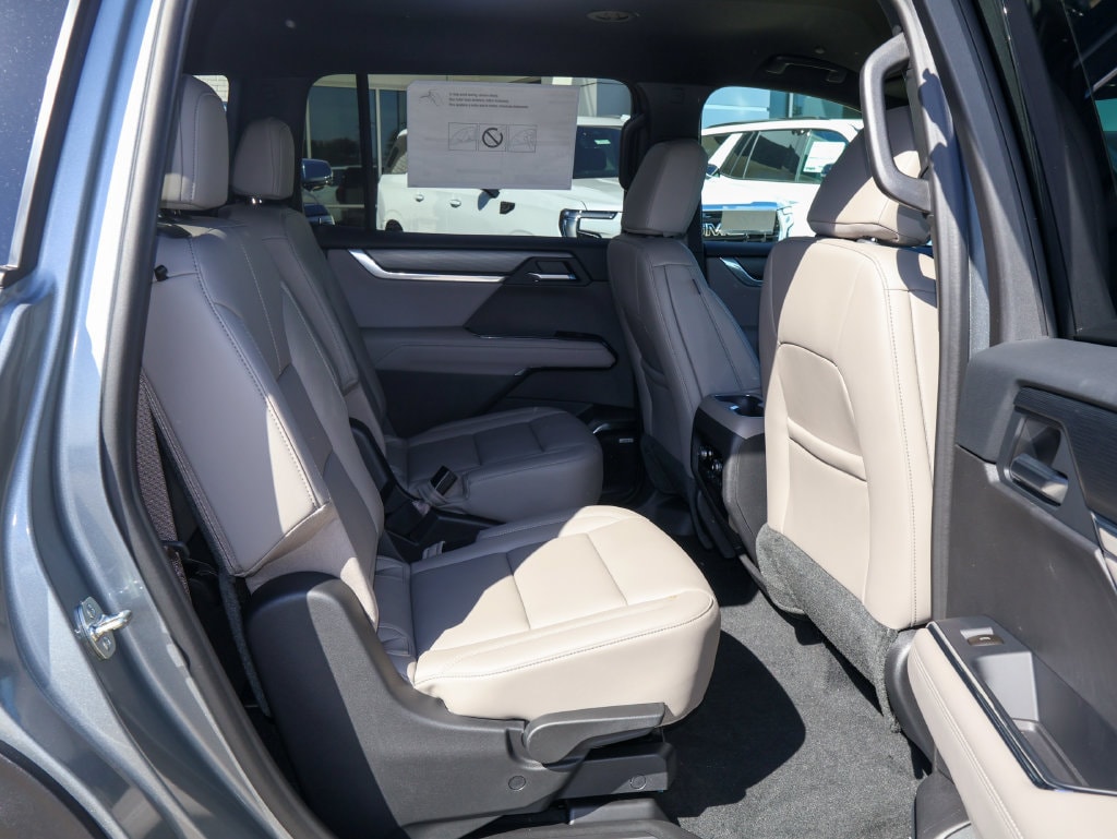 2027 GMC Acadia Elevation - Photo 36