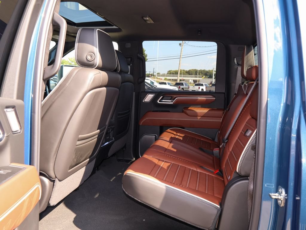2026 GMC Sierra 2500HD Denali Ultimate - Photo 12