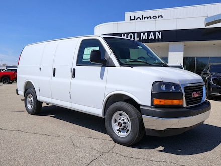 2026 GMC Savana Cargo Work Van Van