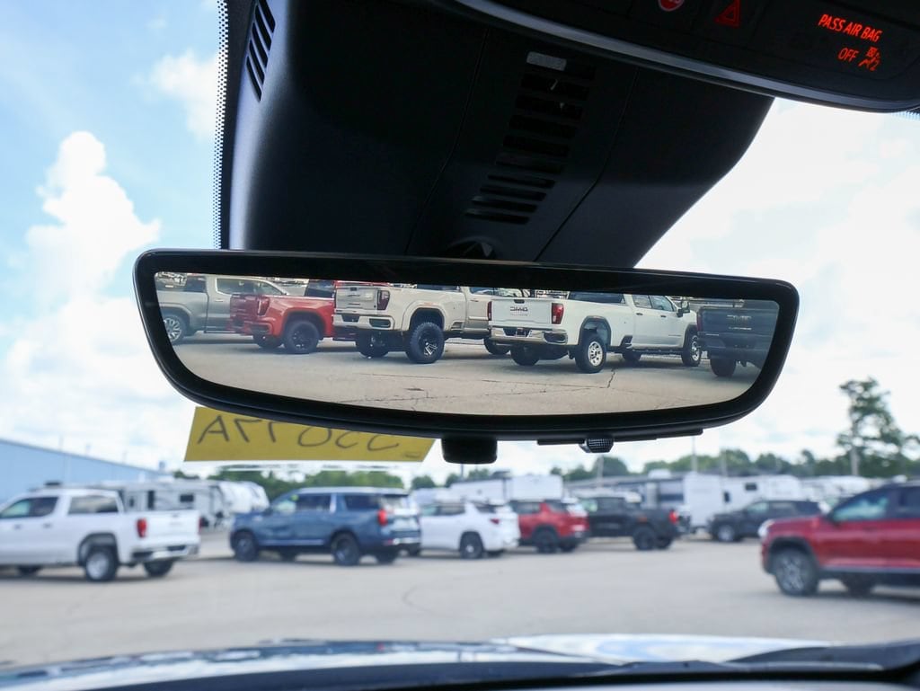 2024 GMC Acadia Denali - Photo 30