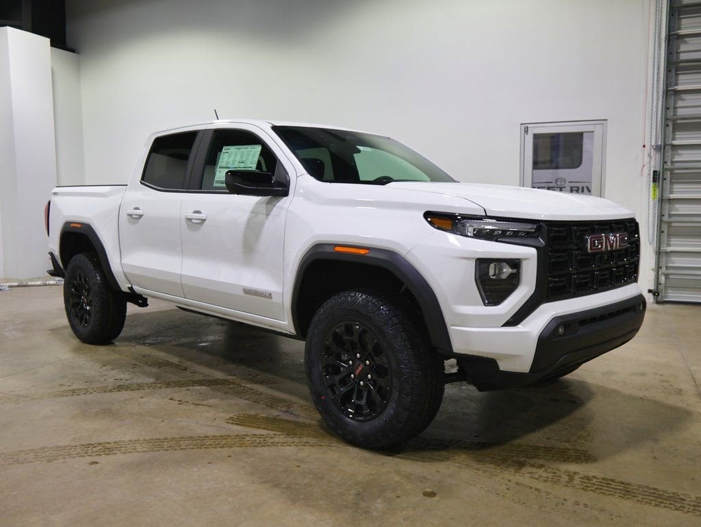 2026 GMC Canyon 4WD Elevation Crew Cab Short Box's photo