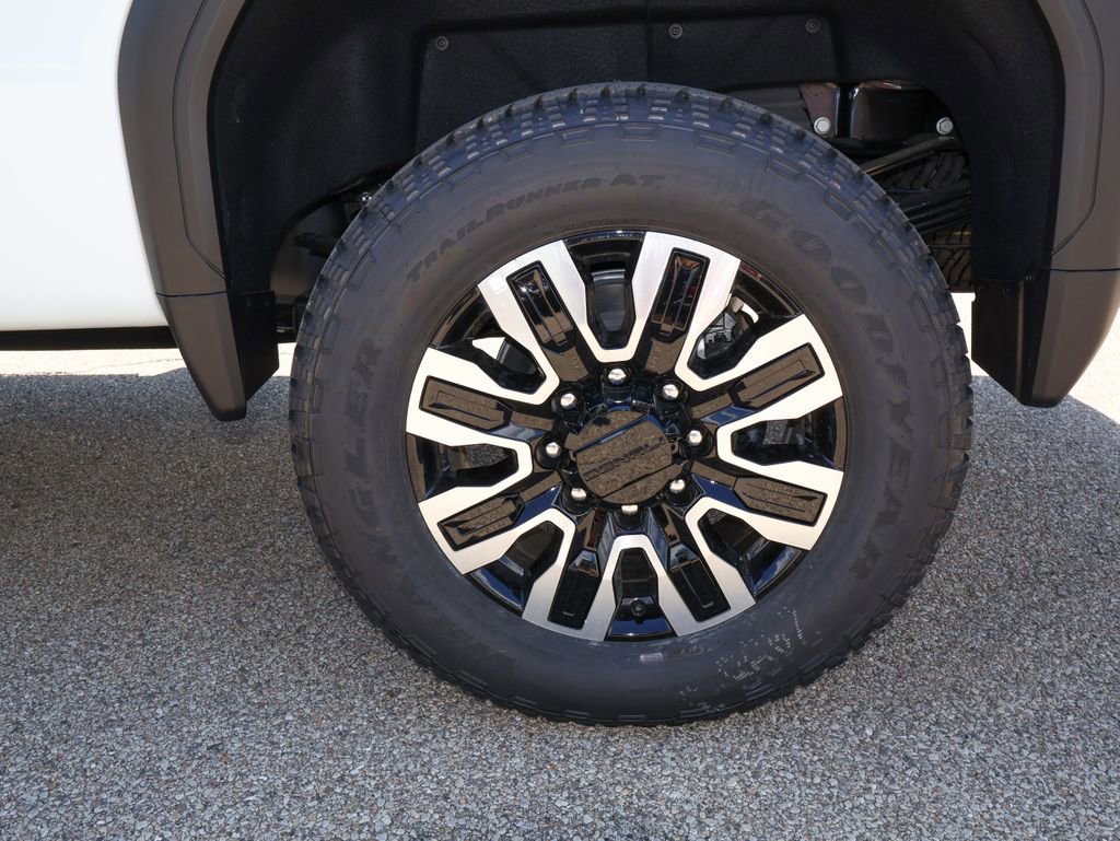 2026 GMC Sierra 3500HD Denali Ultimate - Photo 39