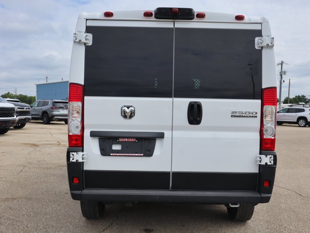 2023 Ram ProMaster 2500 photo 3