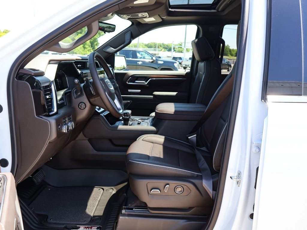 2026 GMC Sierra 1500 Denali - Photo 7