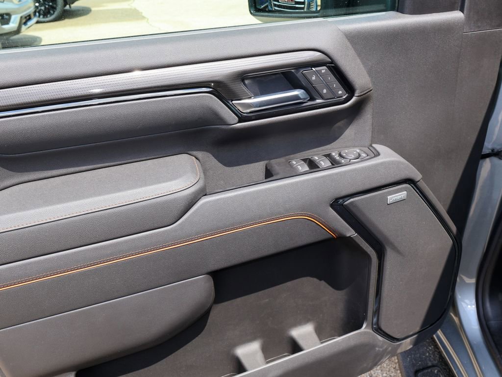2026 GMC Sierra 2500HD AT4 - Photo 10