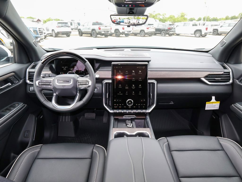 2026 GMC Acadia Denali - Photo 17