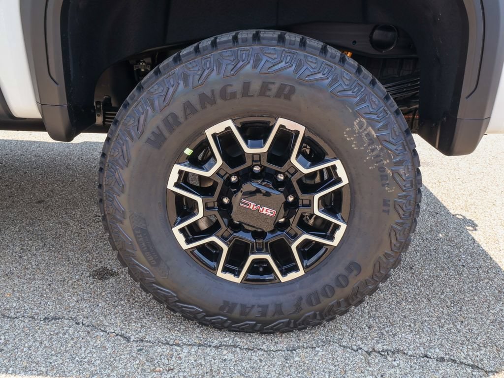 2026 GMC Sierra 2500HD AT4X - Photo 38