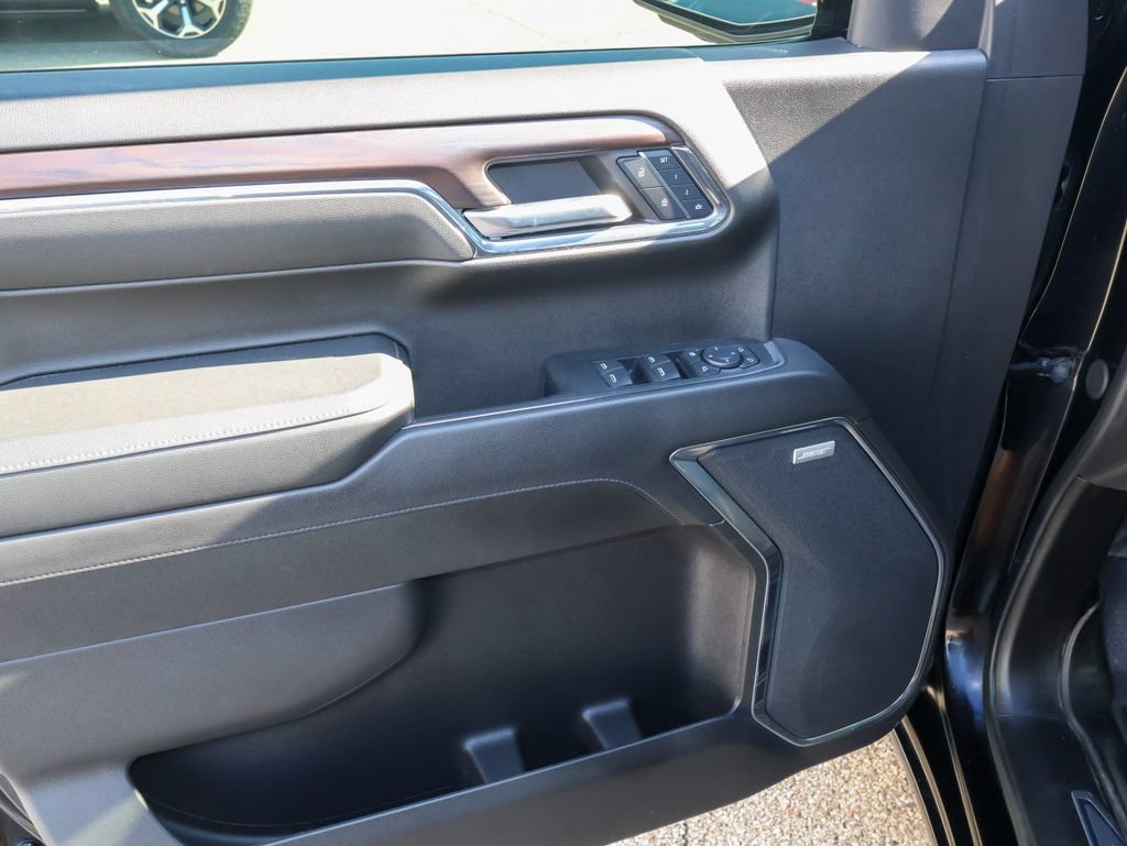 2024 GMC Sierra 1500 SLT - Photo 9