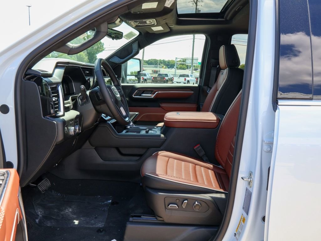 2026 GMC Sierra 3500HD Denali Ultimate - Photo 8