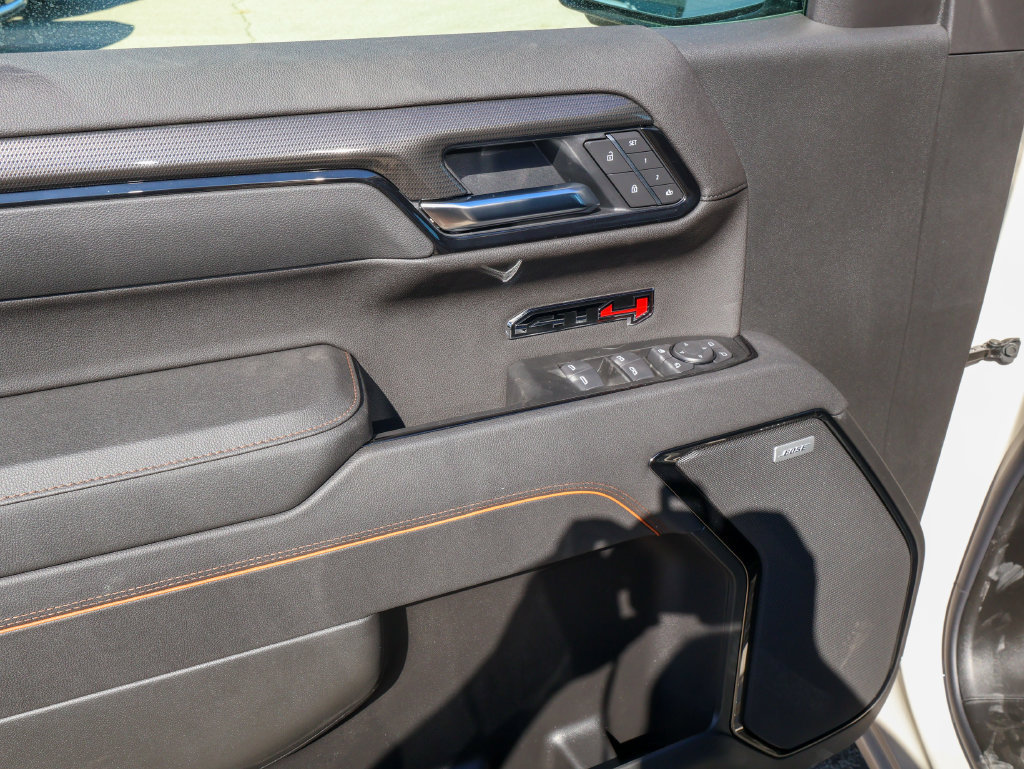 2026 GMC Sierra 1500 AT4 - Photo 9