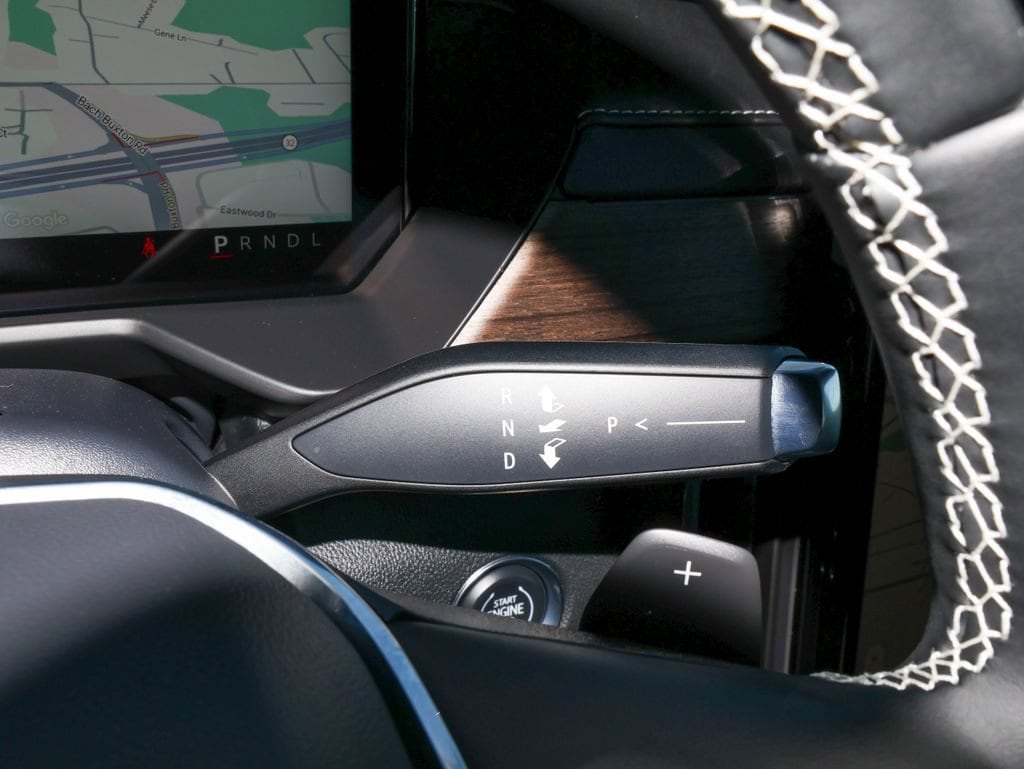 2026 GMC Acadia Denali Ultimate - Photo 30