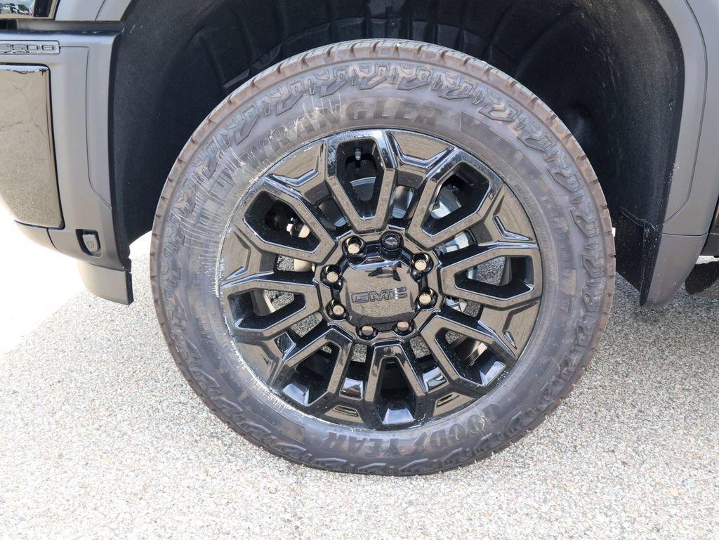 2026 GMC Sierra 2500HD Denali - Photo 39