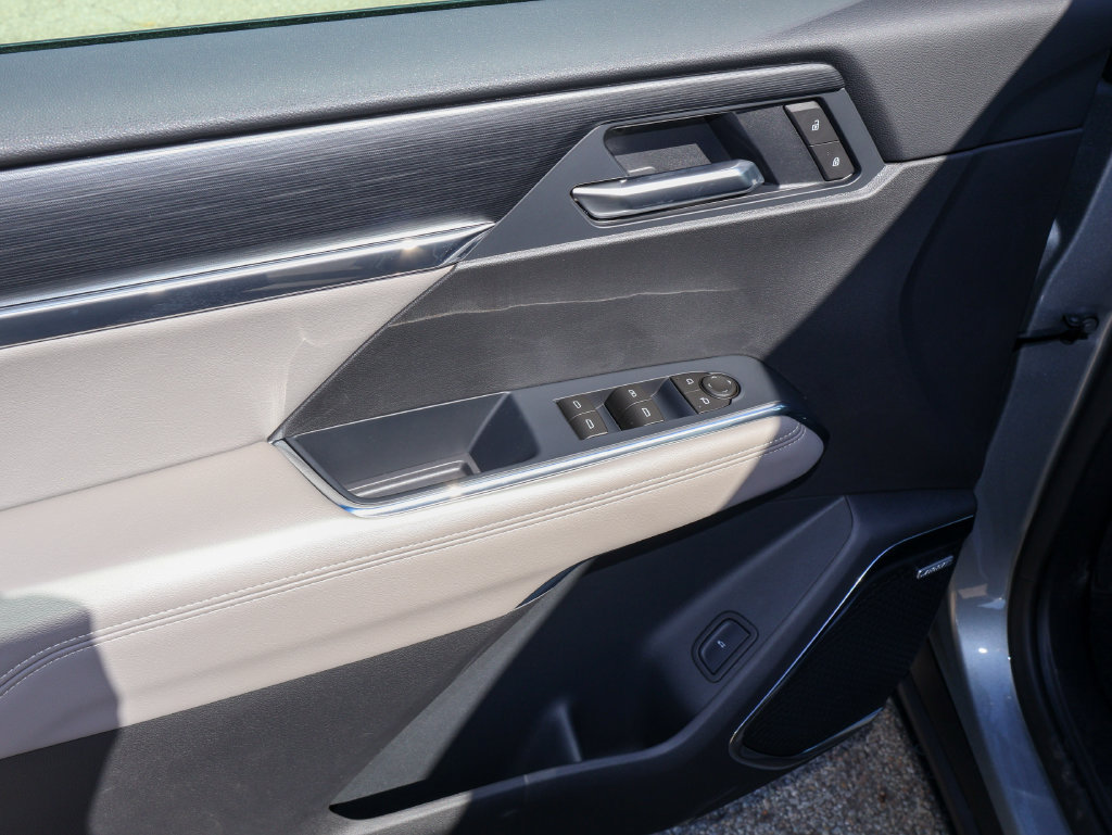 2027 GMC Acadia Elevation - Photo 10