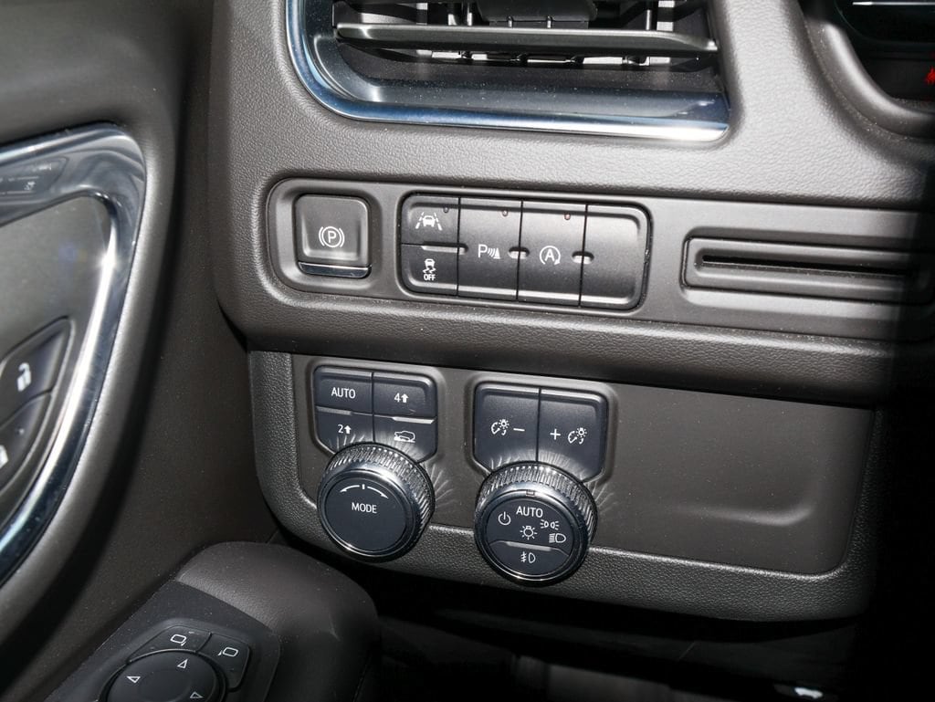 2024 GMC Yukon XL SLE - Photo 24