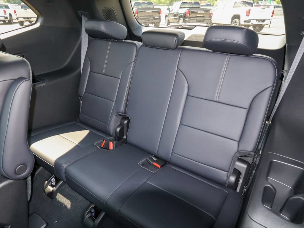 2027 GMC Acadia Elevation - Photo 11