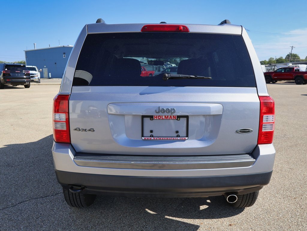 2016 Jeep Patriot Sport photo 3