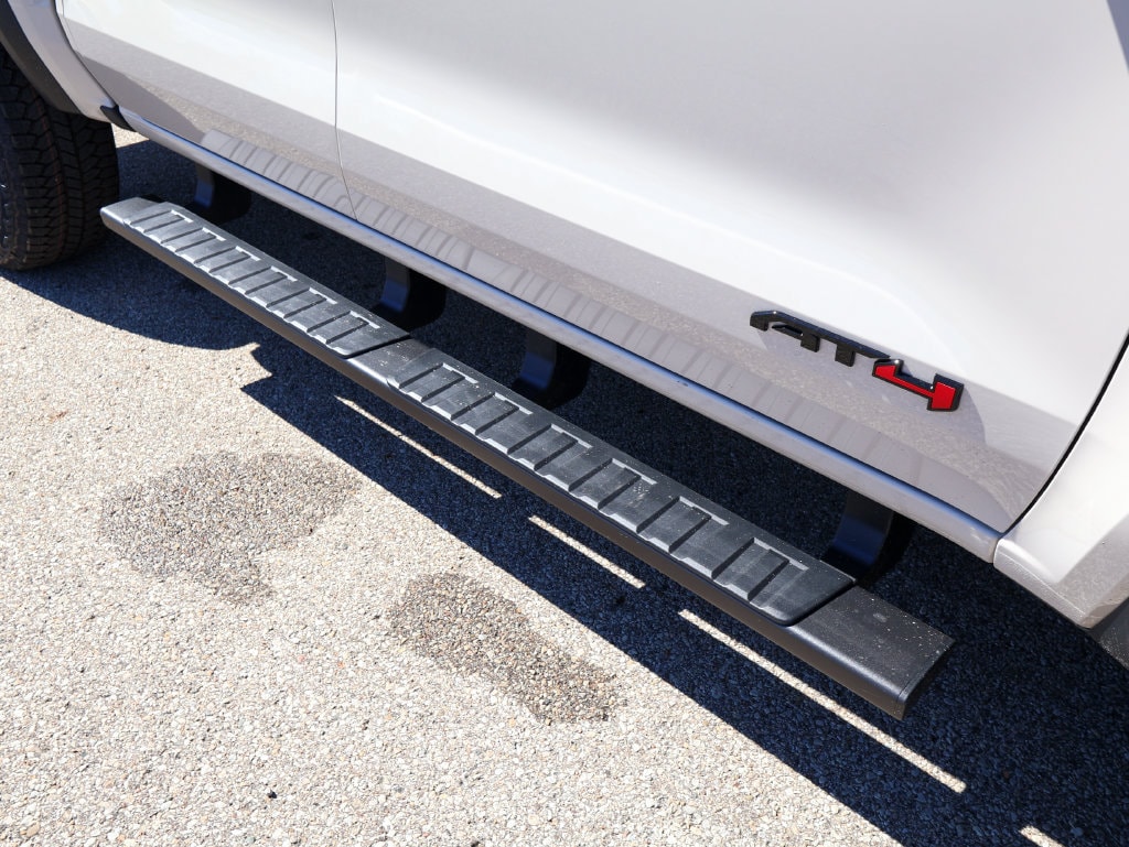 2026 GMC Canyon AT4 - Photo 7