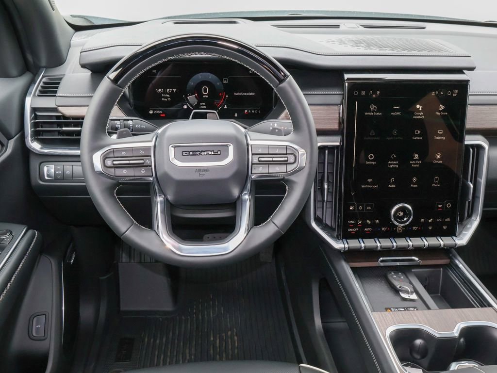 2026 GMC Acadia Denali - Photo 18
