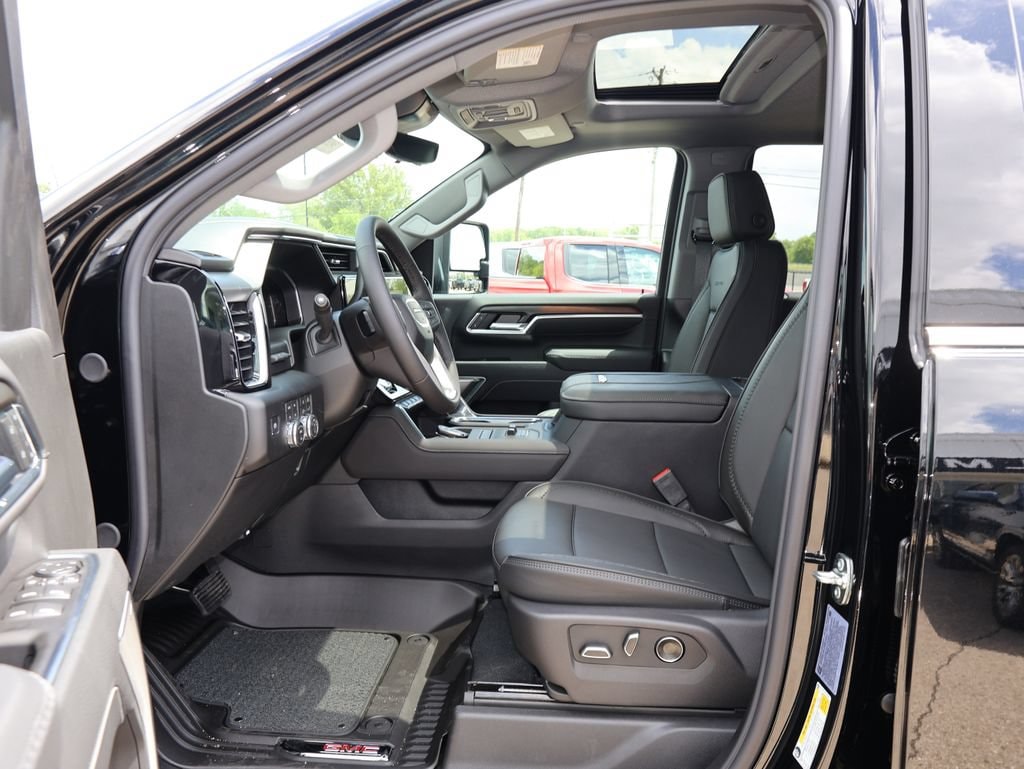 2026 GMC Sierra 2500HD Denali - Photo 8