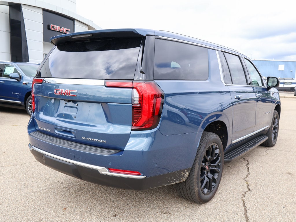 2026 GMC Yukon XL Elevation - Photo 3