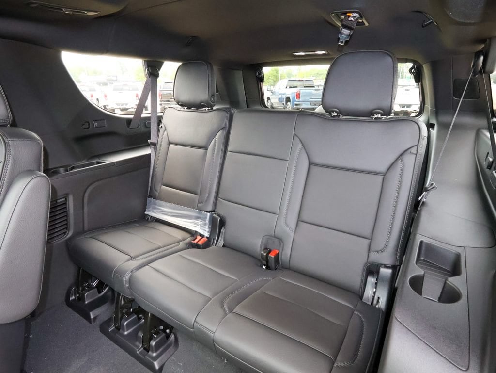 2026 GMC Yukon XL Denali - Photo 15